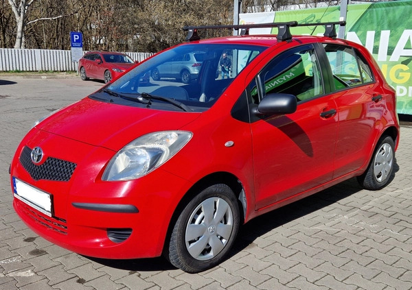 Toyota Yaris cena 12999 przebieg: 222000, rok produkcji 2008 z Warszawa małe 106